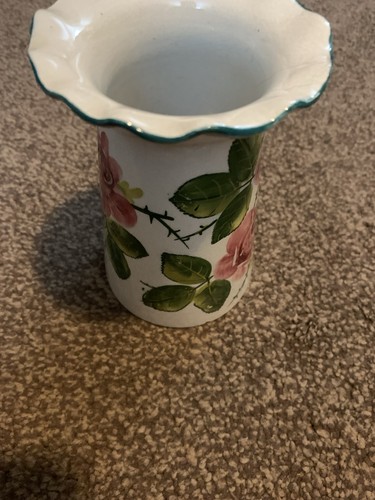Wemyss ware 15cm tall vase - tall,
